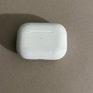 AirPods Pro case